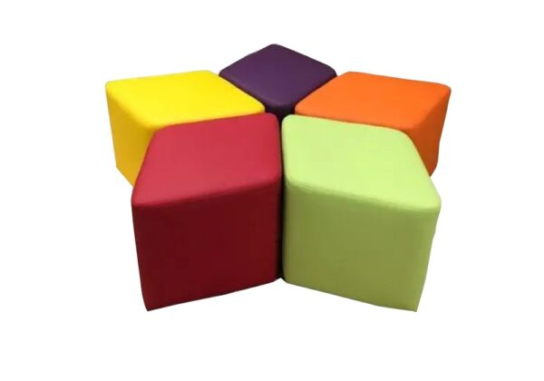 komplekt_pufov_romb_amik